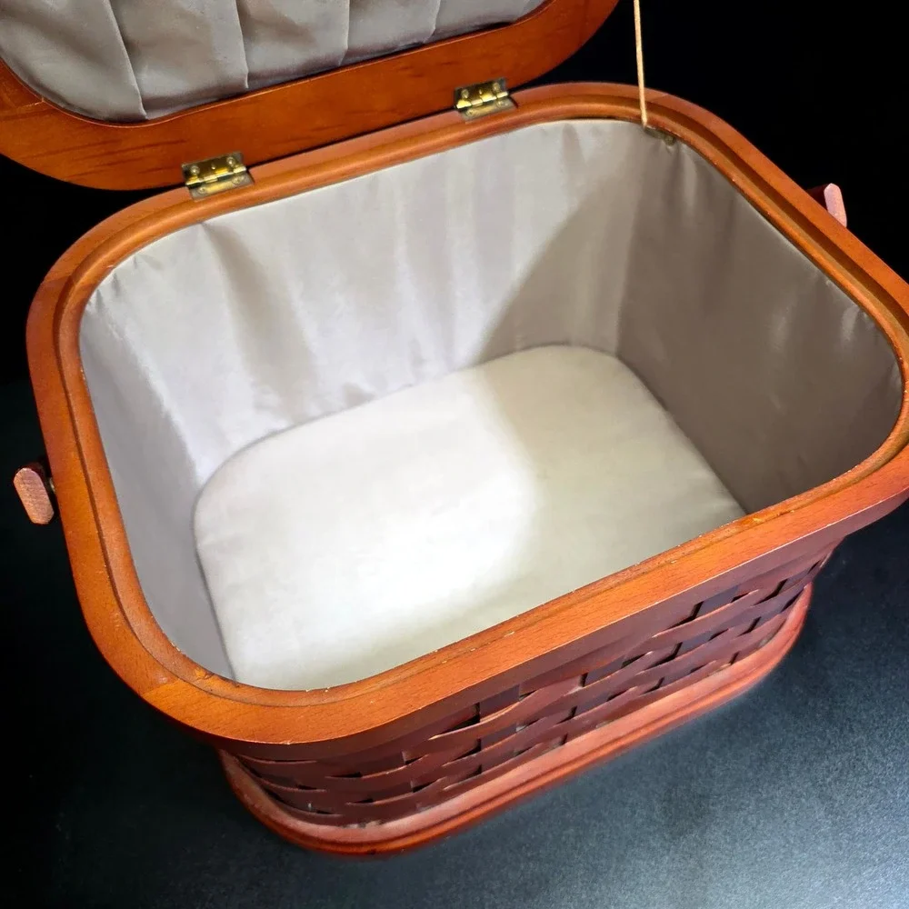 Handwoven Basket Swing Handle Lid Liner Wood Tray Brown Leaf Pattern Cottagecore